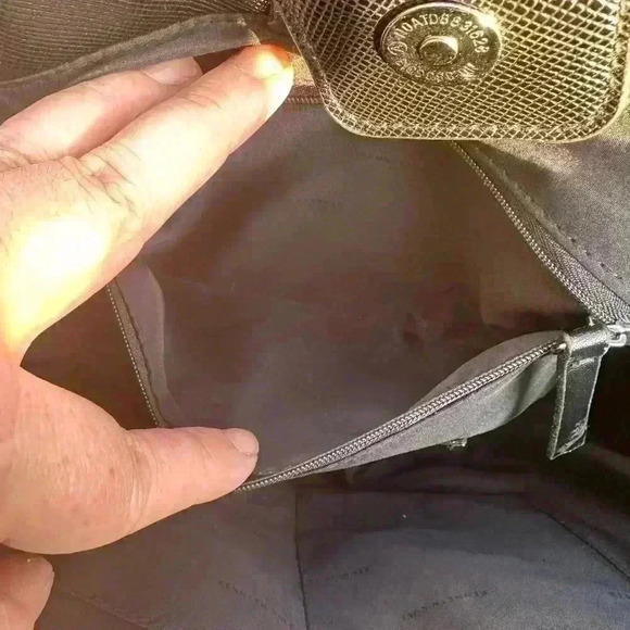 Large tote purse - Picture 6 of 8